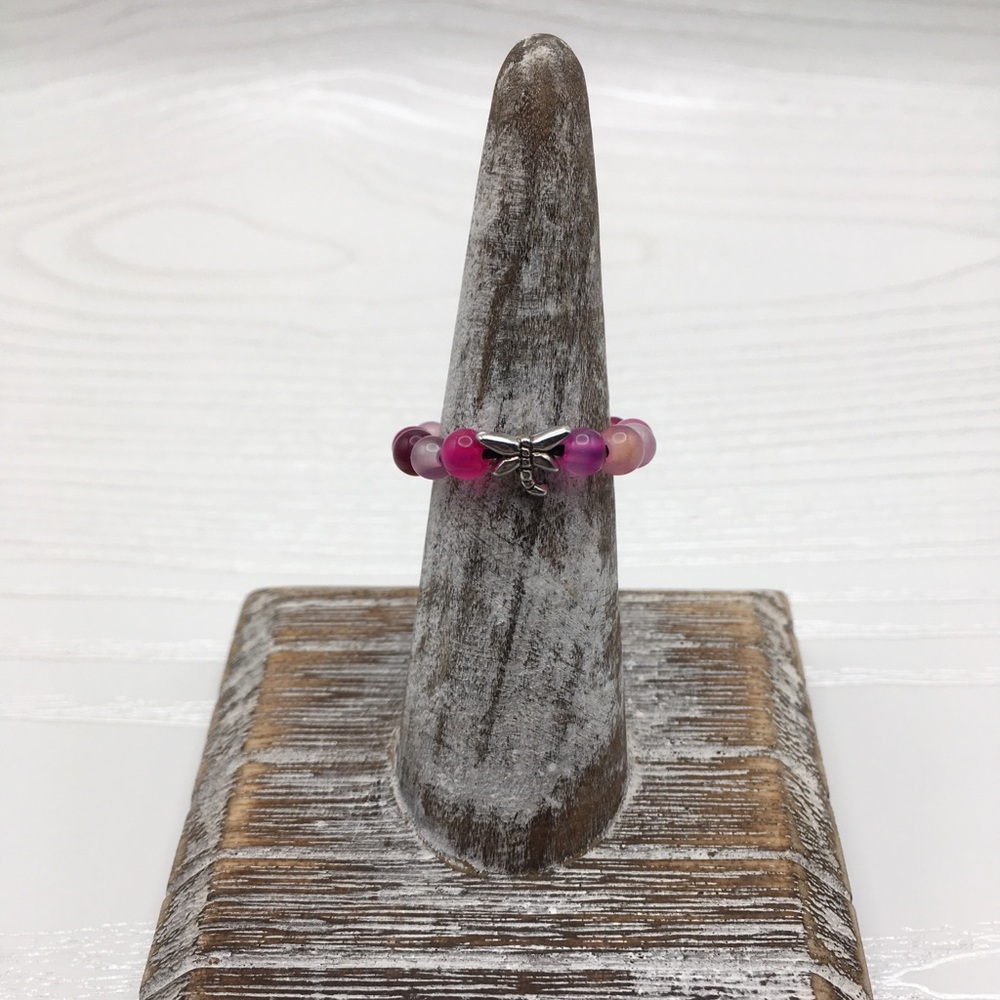 HANDCRAFTED Pink Banded Agate w/dragonfly Stretch Bead Ring